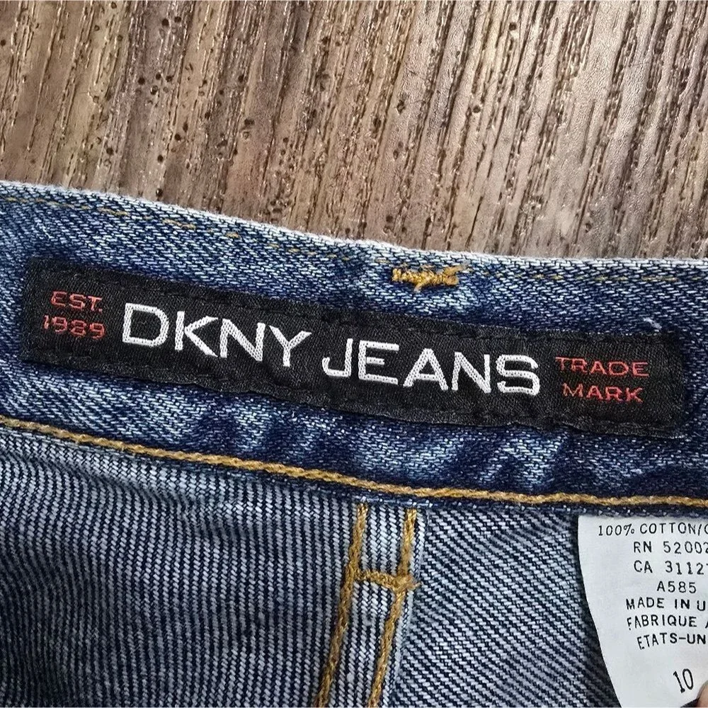 Vintage 90s DKNY Classic High Waist Jeans, Size 10. Made in USA, 100% Cotton